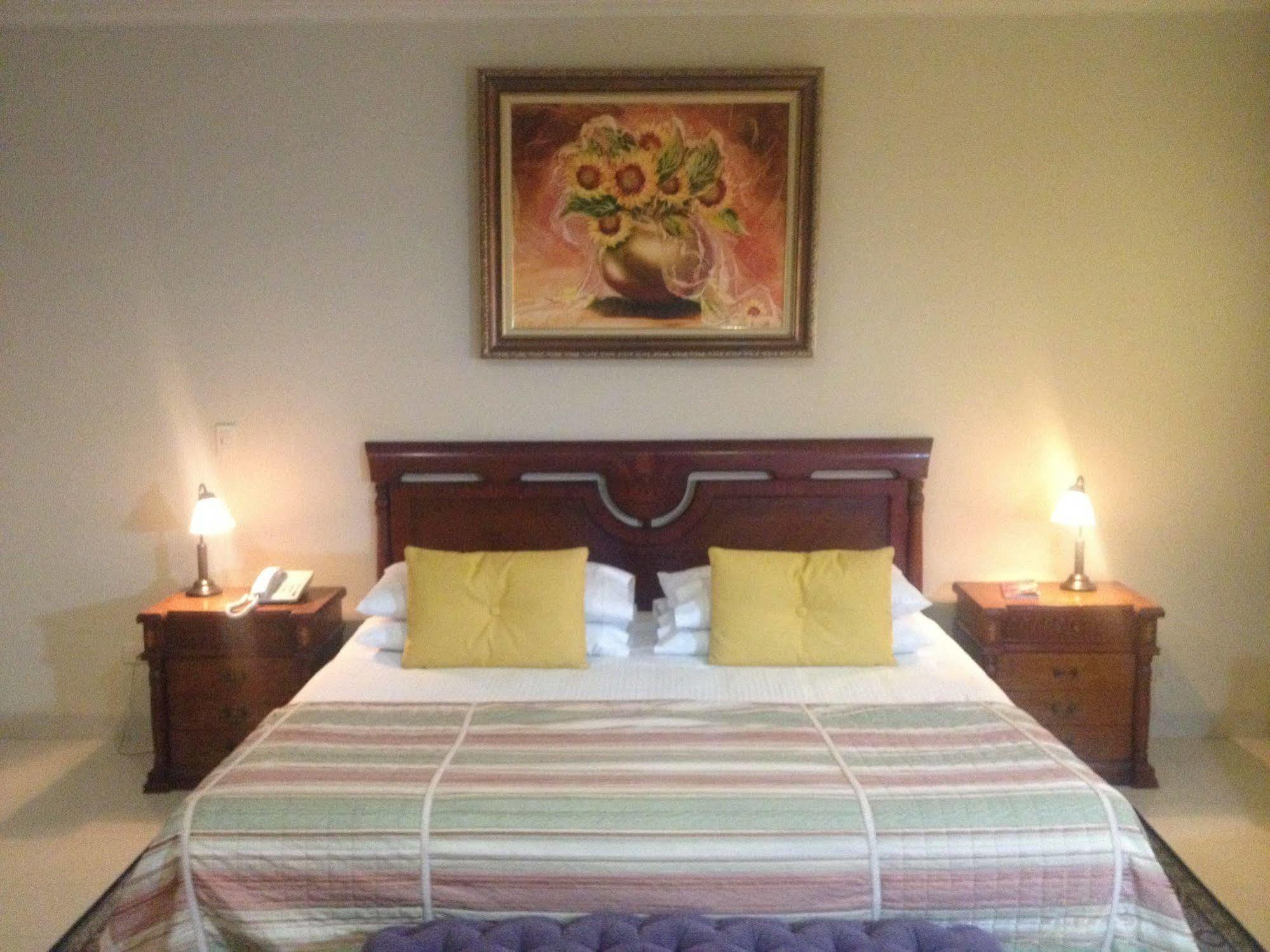 Hotel La Font Boutique Богота Экстерьер фото